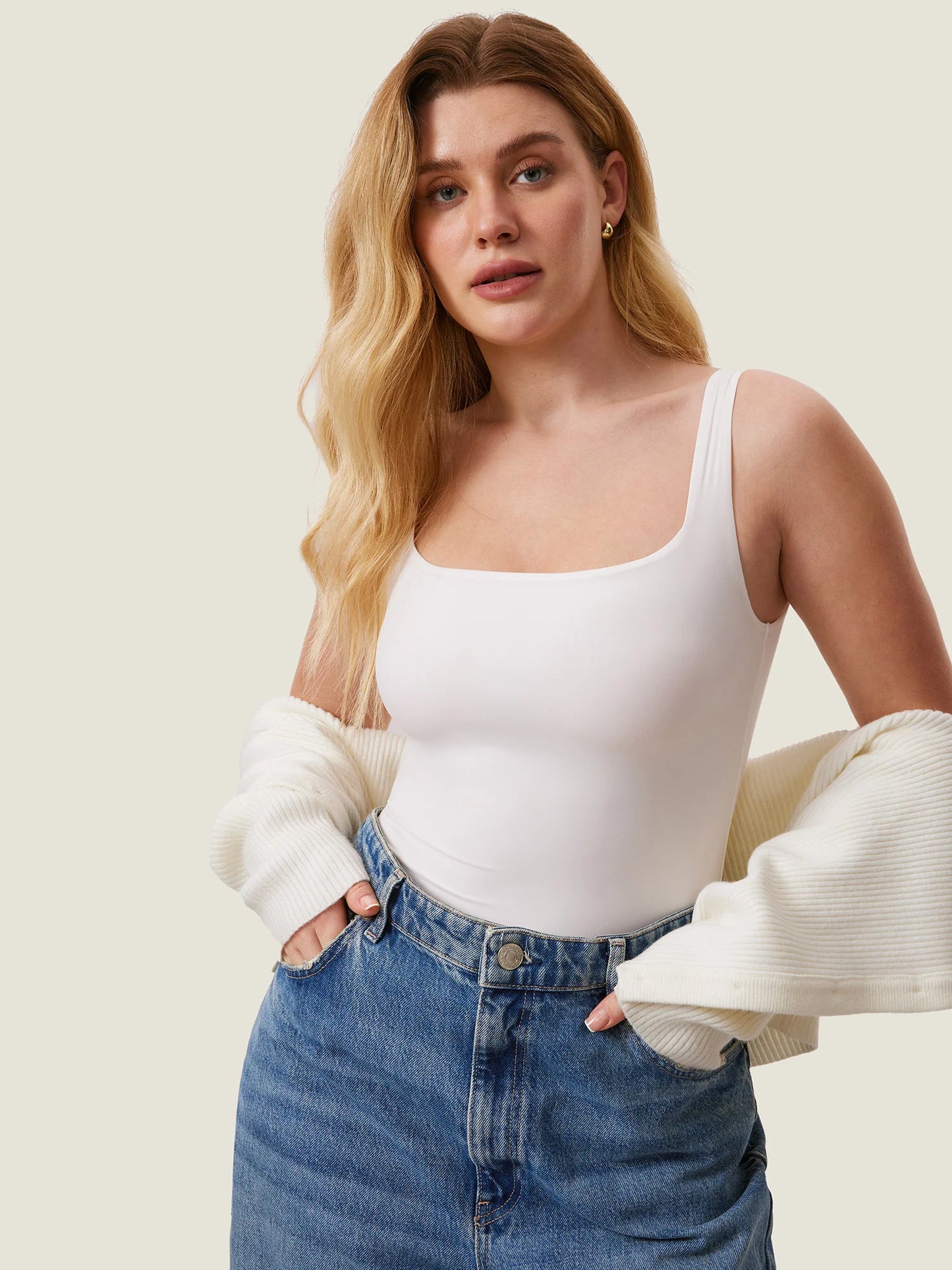 InBarely® Square Neck Sleeveless Bodysuit